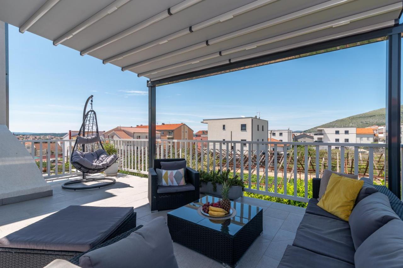 Apartmani Ville Vengo Trogir Exteriör bild