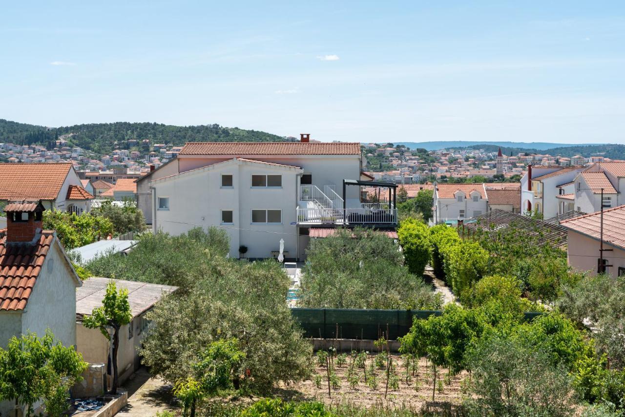 Apartmani Ville Vengo Trogir Exteriör bild