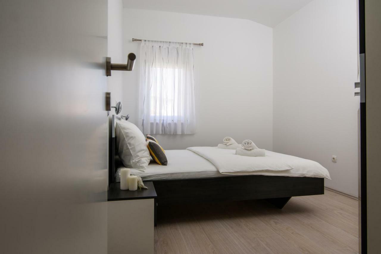 Apartmani Ville Vengo Trogir Exteriör bild