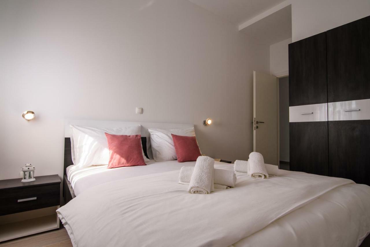 Apartmani Ville Vengo Trogir Exteriör bild